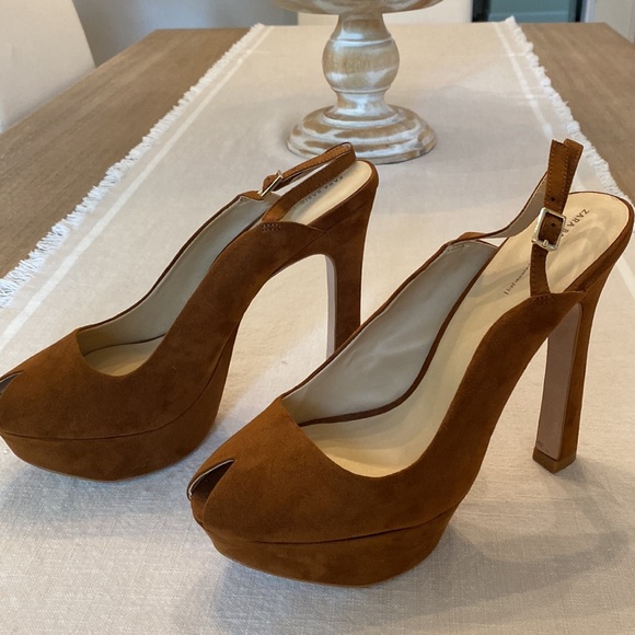 Zara platform suede heel - Picture 3 of 4